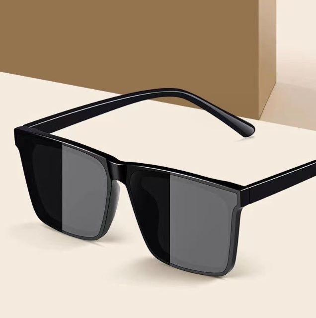Chic Glasses for All Settings