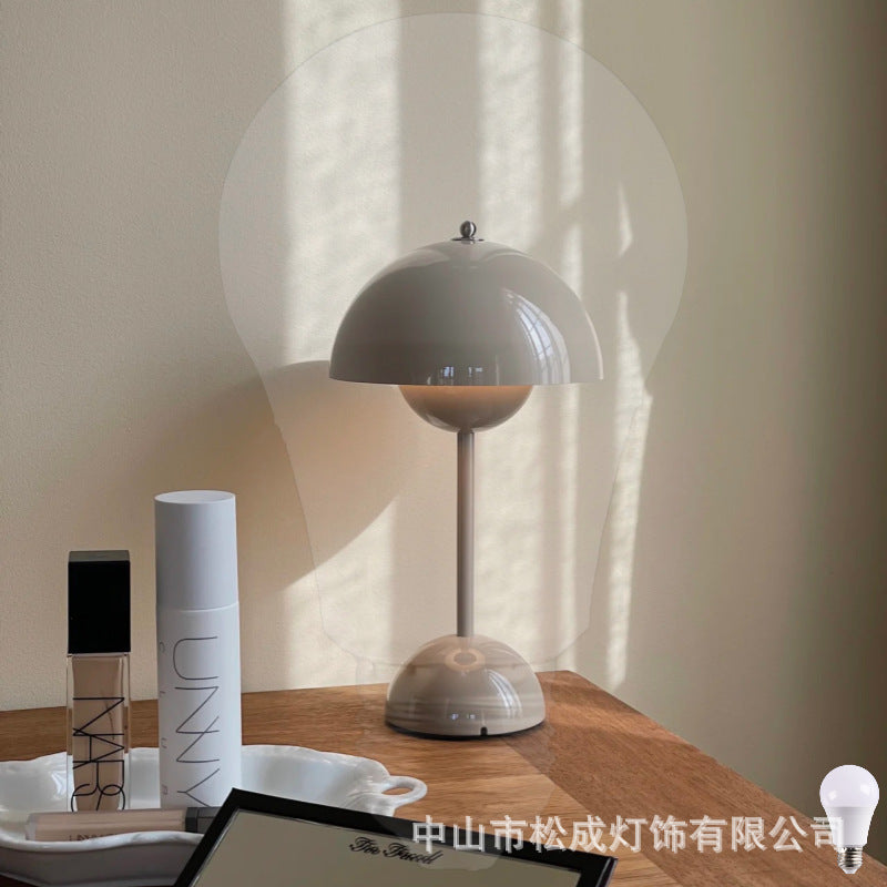 Nordic Bud Table Lamp - Electric Night Light for Weddings