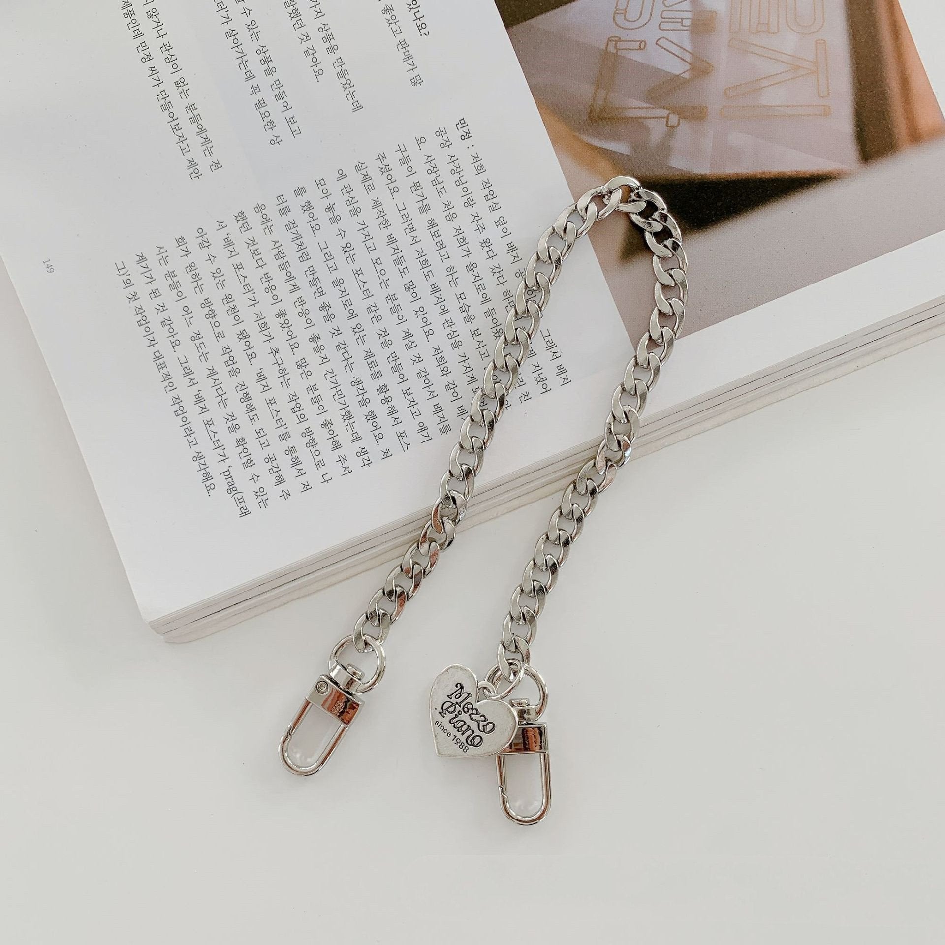 Mirror iPhone Case – Electroplated TPU with Chain & Lanyard